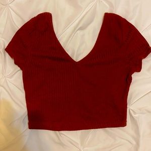 Burgundy v neck crop